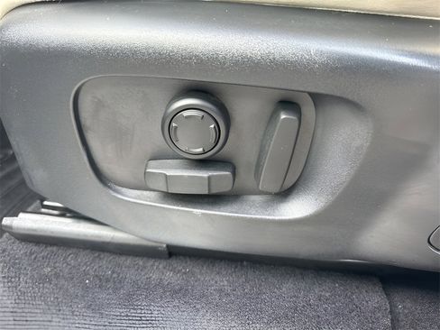 Used 2021 Land Rover Range Rover Sport HSE Silver Edition image 10