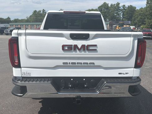 New 2026 GMC Sierra 1500 SLT w/ SLT Premium Package AWD/4WD image 4