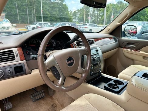 Used 2013 GMC Yukon SLE w/ Convenience Package RWD image 10