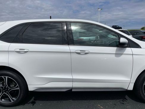 Used 2023 Ford Edge ST w/ Cargo Accessory Package AWD/4WD image 39