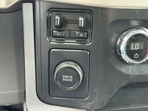 Used 2021 Ford F150 XLT w/ Equipment Group 301A Mid RWD image 34