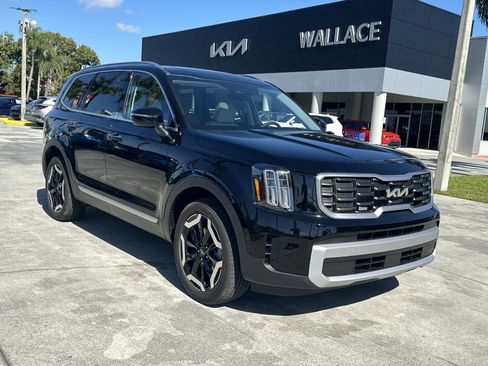 New 2025 Kia Telluride S image 4