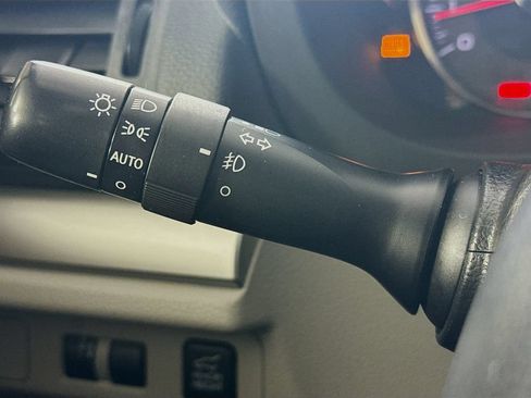 Used 2015 Subaru Forester 2.5i Limited AWD/4WD image 12
