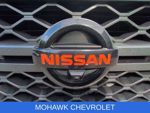 Used 2021 Nissan Titan PRO-4X w/ Pro-4x Convenience Package AWD/4WD image 32