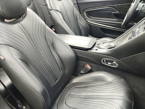 Used 2019 Aston Martin DB11 Volante RWD image 39