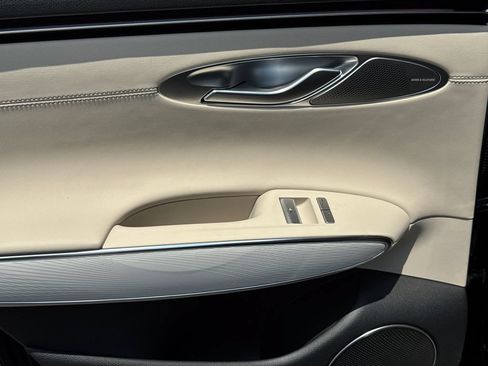 New 2026 Genesis GV70 2.5T Advanced AWD/4WD image 22