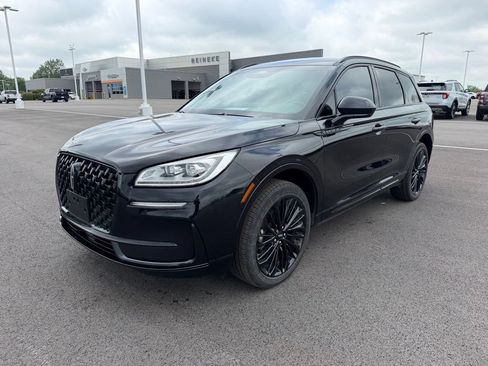 Used 2023 Lincoln Corsair Reserve w/ Jet Appearance Package AWD/4WD image 1