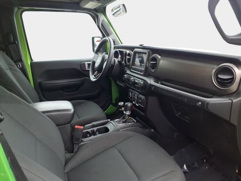 Used 2019 Jeep Wrangler Unlimited Sport S image 8