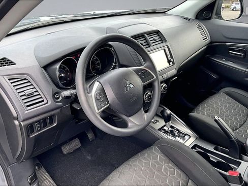 Used 2024 Mitsubishi Outlander Sport ES AWD/4WD image 13