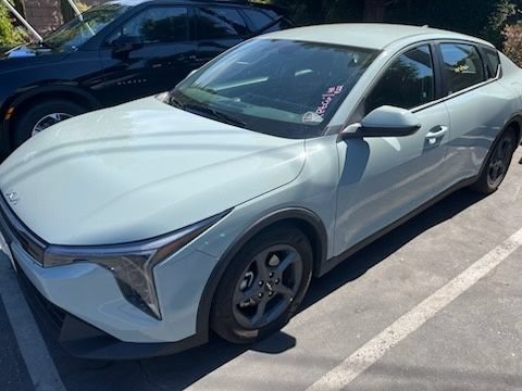 Used 2026 Kia K4 FWD image 2