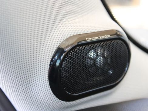 Used 2019 MINI Cooper S w/ Premium Package FWD image 24