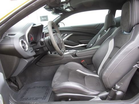 Used 2024 Chevrolet Camaro SS RWD image 10
