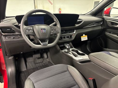 New 2026 Buick Envista Preferred w/ Advanced Safety Package FWD image 25