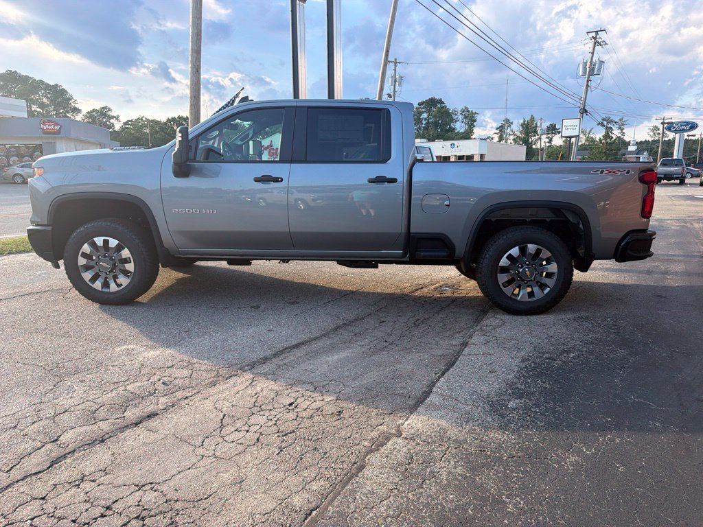 New 2026 Chevrolet Silverado 2500 Custom w/ Custom Value Package AWD/4WD image 8