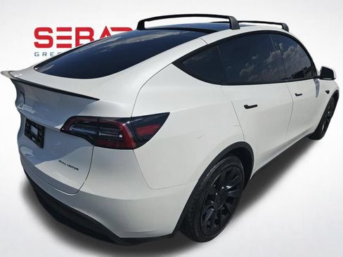 Used 2021 Tesla Model Y Long Range AWD/4WD image 13