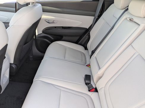 Certified 2025 Hyundai Tucson Limited image 27