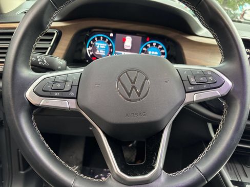 Used 2026 Volkswagen Atlas SE FWD image 29