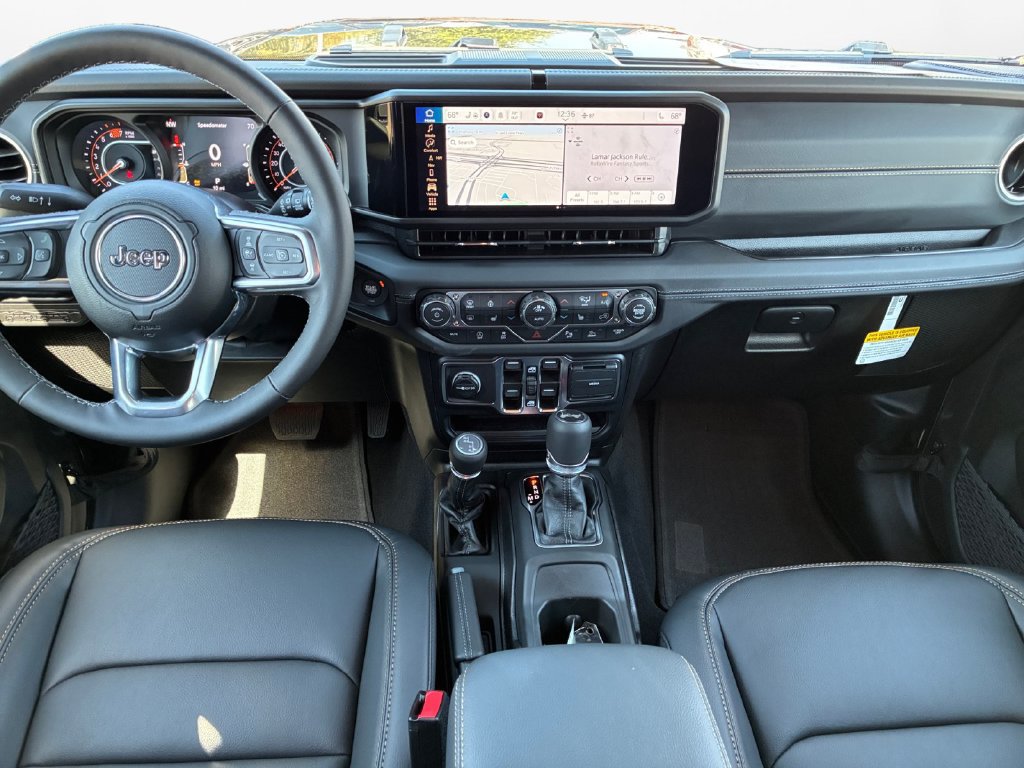 New 2027 Jeep Wrangler Unlimited Sahara AWD/4WD image 19