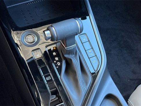 New 2025 Kia Niro EX image 27