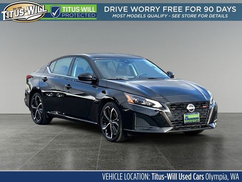 Used 2025 Nissan Altima 2.5 SR FWD image 1