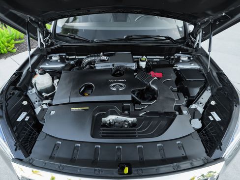 Used 2019 INFINITI QX50 Luxe w/ Navigation Package image 42