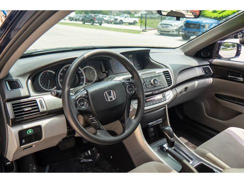Used 2015 Honda Accord EX image 8