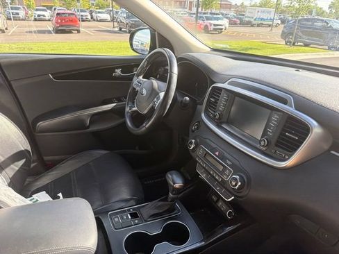 Used 2020 Kia Sorento EX FWD image 9
