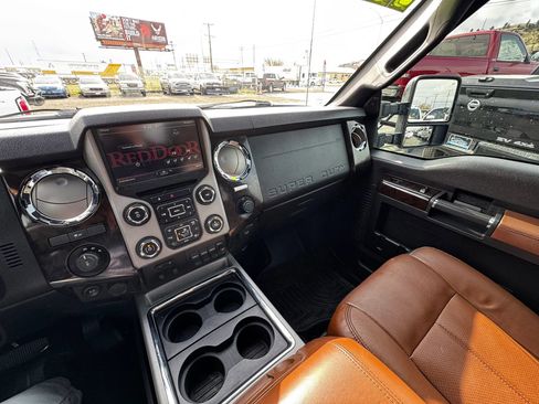 Used 2016 Ford F350 Platinum image 17