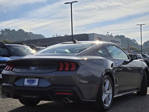 New 2026 Ford Mustang image 5