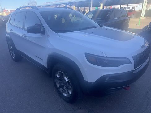 Used 2019 Jeep Cherokee Trailhawk w/ Comfort/Convenience Group image 1