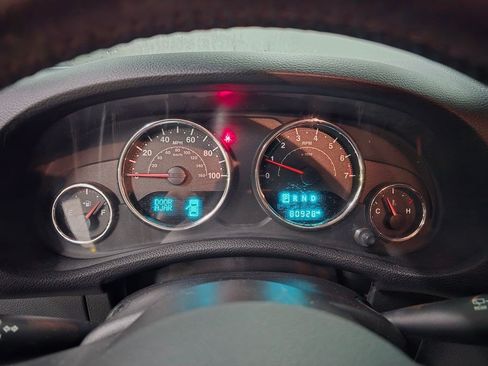 Used 2018 Jeep Wrangler Unlimited Sport w/ Connectivity Group AWD/4WD image 20