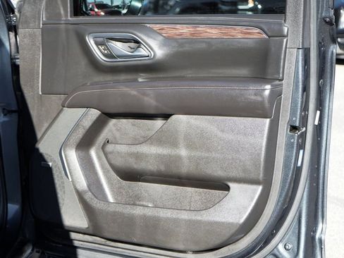 Used 2021 Chevrolet Tahoe Z71 w/ Z71 Signature Package image 46