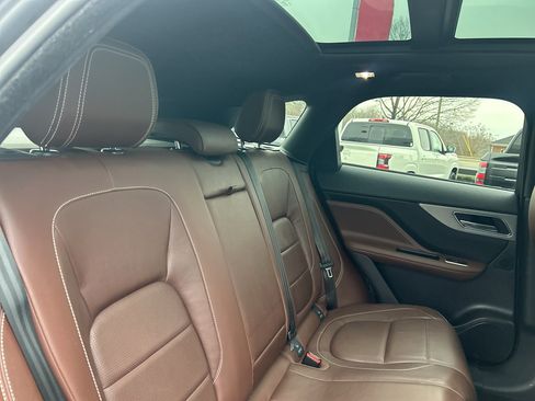 Used 2017 Jaguar F-PACE S image 12