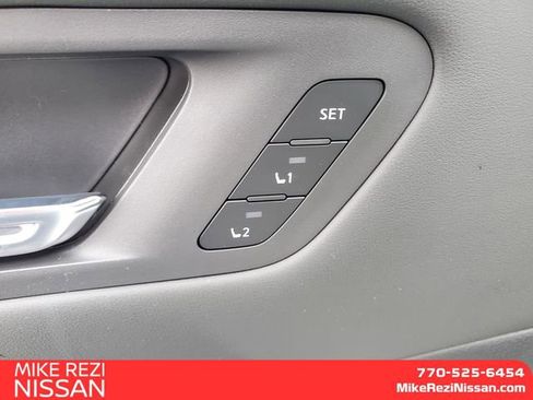 New 2026 Nissan Leaf Platinum+ w/ Cargo Package (Platinum+) image 13