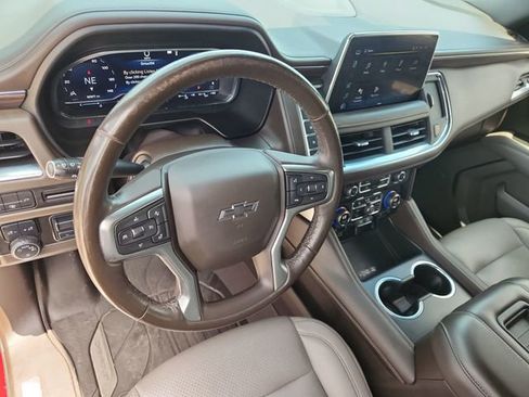 Used 2022 Chevrolet Suburban Z71 w/ Off-Road Capability Package AWD/4WD image 10