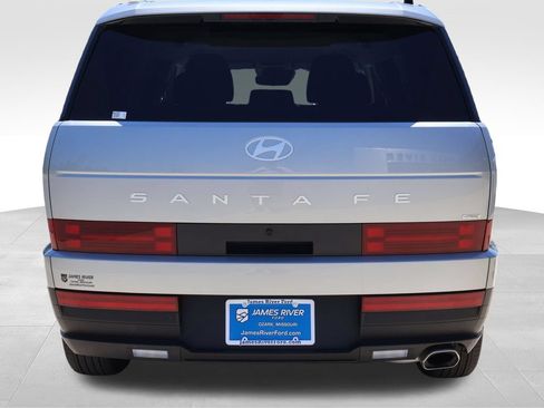Used 2026 Hyundai Santa Fe SEL AWD/4WD image 4
