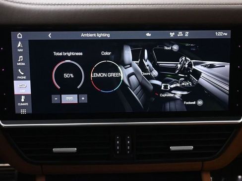 Used 2021 Porsche Cayenne Turbo w/ Premium Package Plus image 39