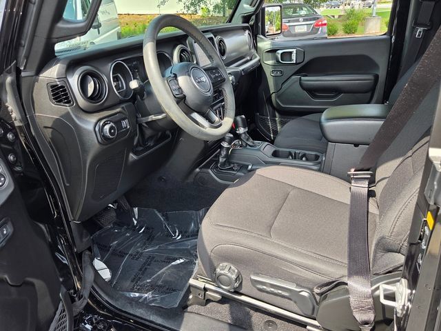 Used 2023 Jeep Wrangler Sport AWD/4WD image 13