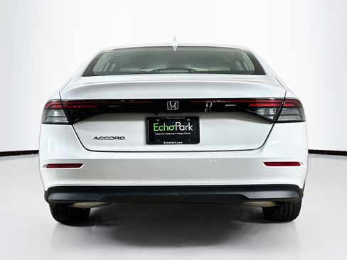 Used 2025 Honda Accord LX image 7