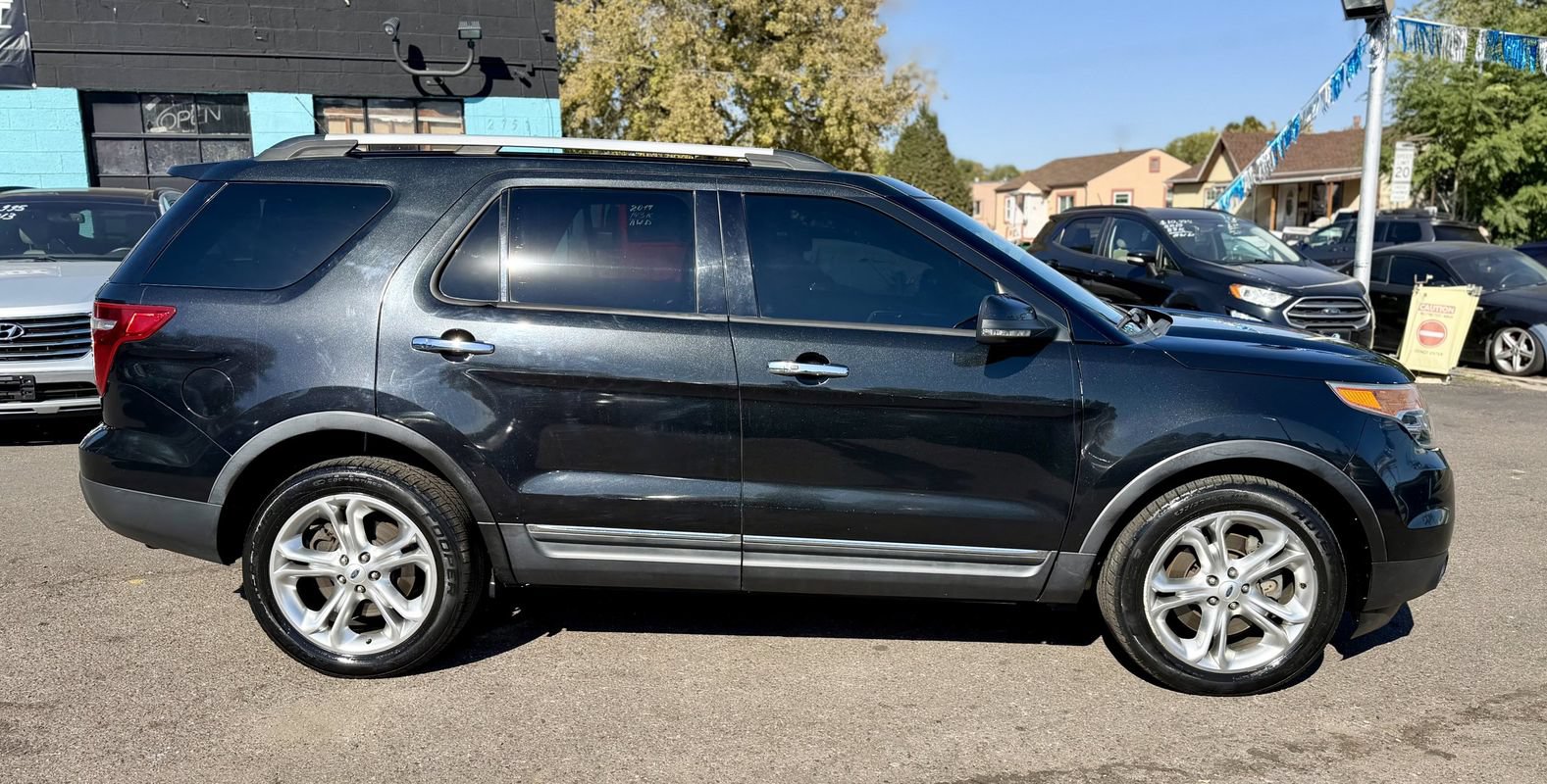 Used 2013 Ford Explorer Limited AWD/4WD image 2