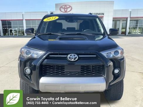 Used 2024 Toyota 4Runner TRD Off-Road image 8