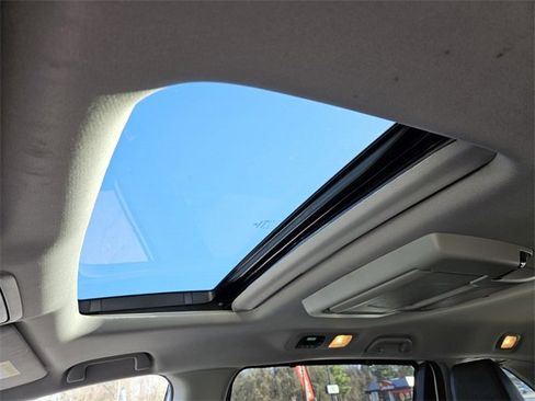 Used 2019 Honda Odyssey Elite image 21