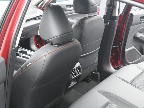 New 2026 Nissan Altima 2.5 SR FWD image 18