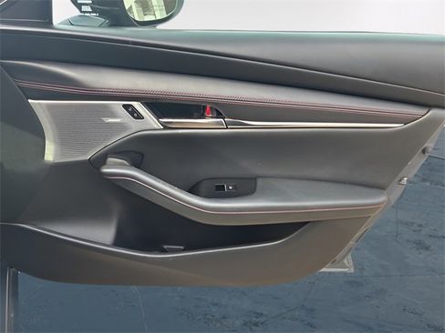 Used 2023 MAZDA MAZDA3 s image 14