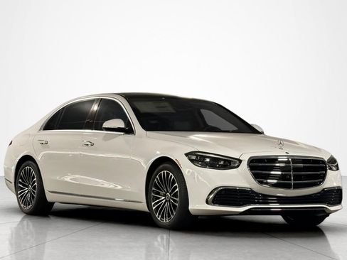 New 2026 Mercedes-Benz S 580e 4MATIC Sedan image 7
