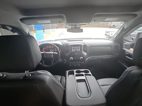 Used 2024 GMC Sierra 2500 Pro image 17