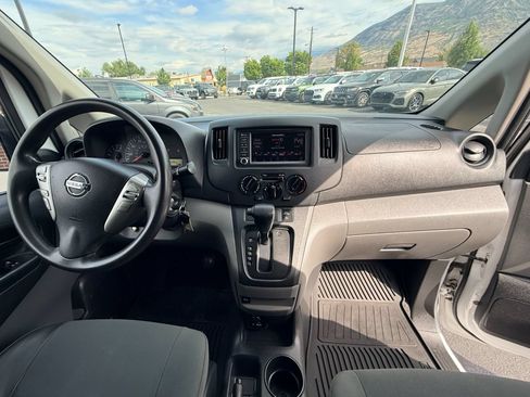 Used 2021 Nissan NV200 SV FWD image 13