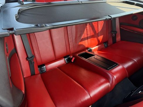 Used 2015 BMW M4 Convertible RWD image 34
