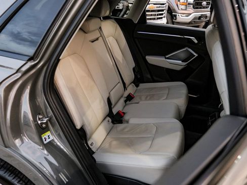 Used 2020 Audi Q3 2.0T Prestige w/ Prestige Package image 39