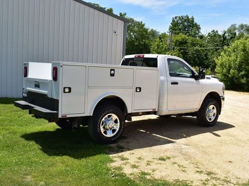 New 2024 RAM 2500 Tradesman w/ Chrome Appearance Group image 7
